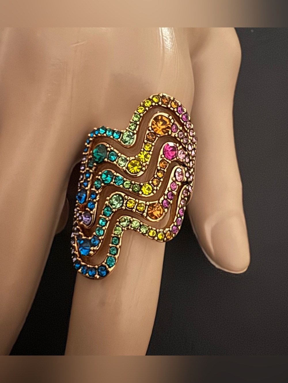 NIB Kurt Geiger Rainbow Wave Ring